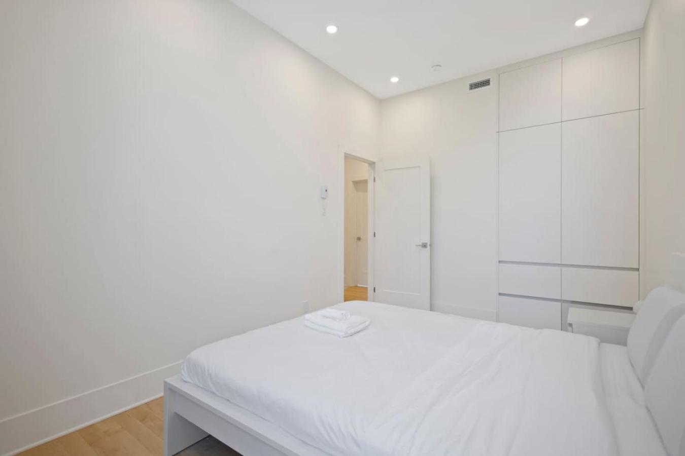 Apartment Amazing And Spacious 5br2b In Heart Of Plateau Zt8 *