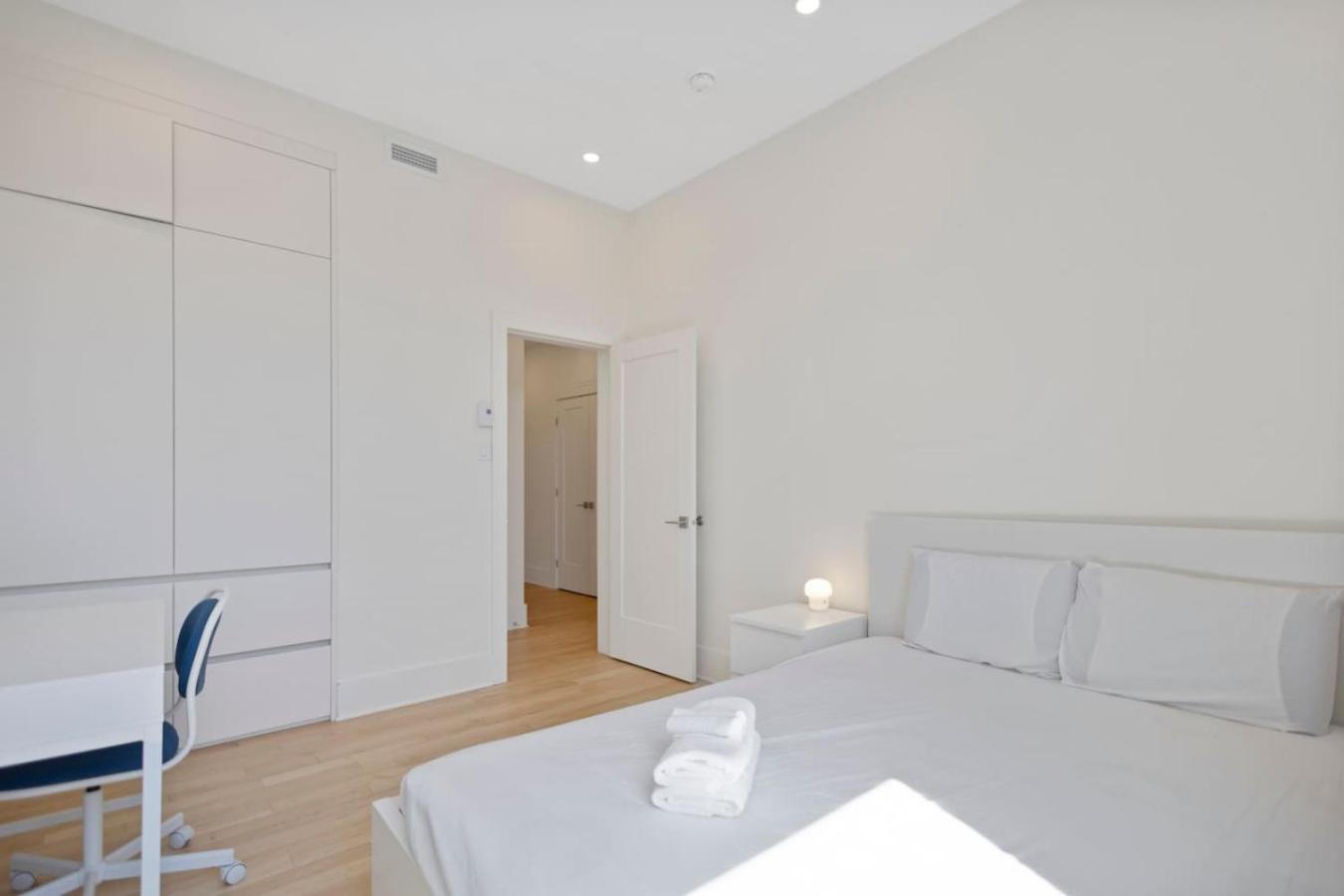 Apartment Amazing And Spacious 5br2b In Heart Of Plateau Zt8 Montreal