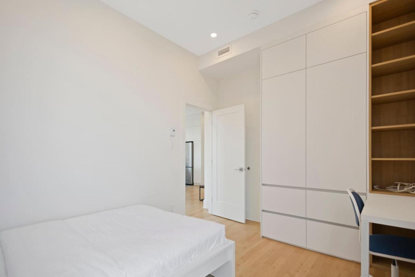 Amazing And Spacious 5br2b In Heart Of Plateau Zt8 *