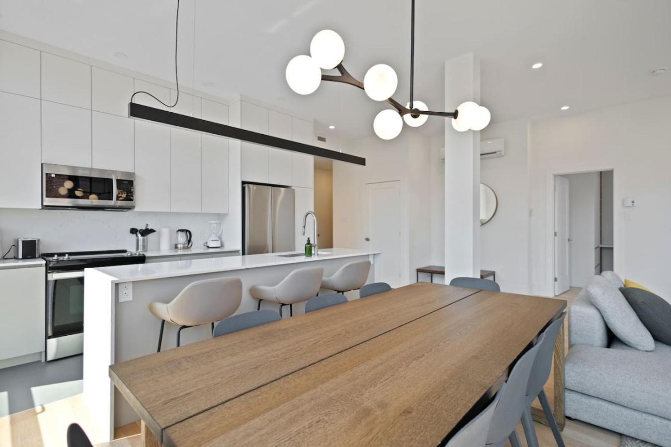 Amazing And Spacious 5br2b In Heart Of Plateau Zt8 Apartment